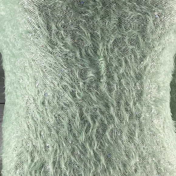 Anthony Richard’s Sweater 💚 Mint Green Shimmery - Picture 7 of 12